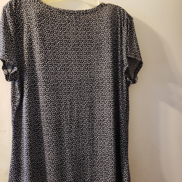 Shirt - Picture 2 of 2